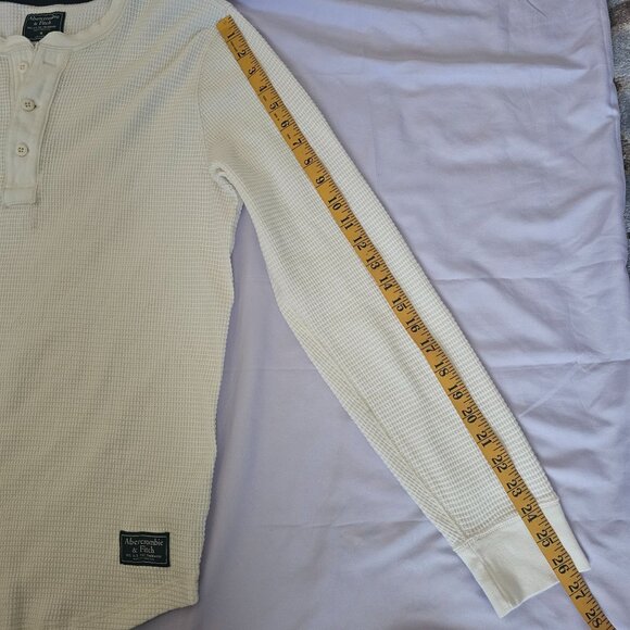 Abercrombie & Fitch Cream Long Sleeve Classic Waffle Henley Shirt Men's Medium - Picture 12 of 13